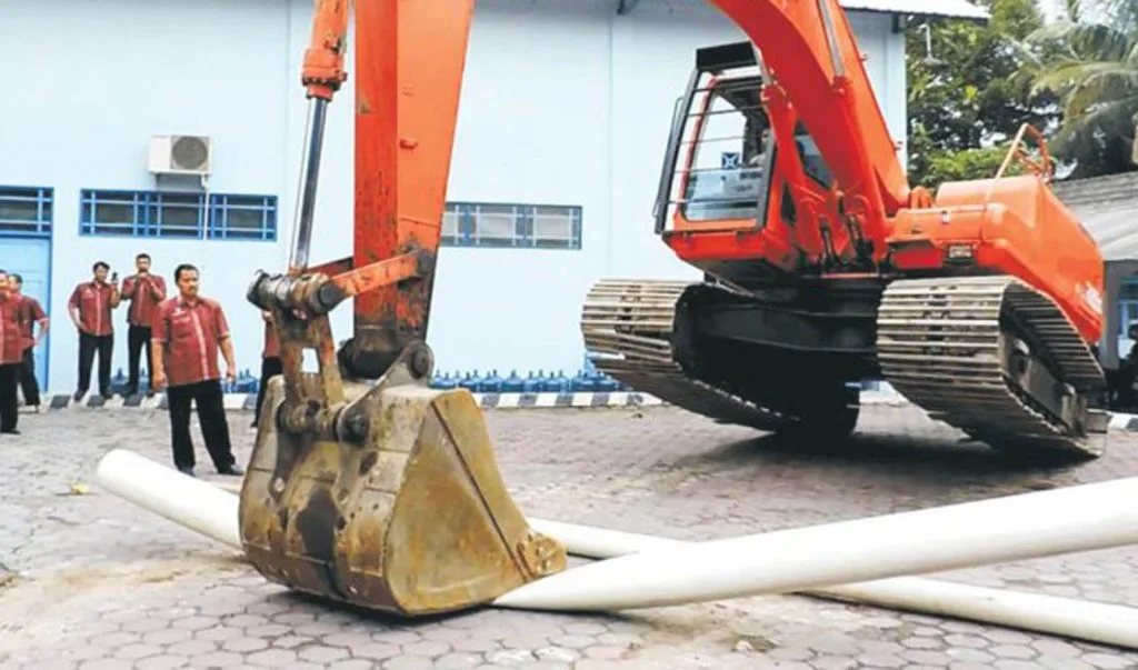 Ilustrasi Tes Ketahanan Pipa PVC-O